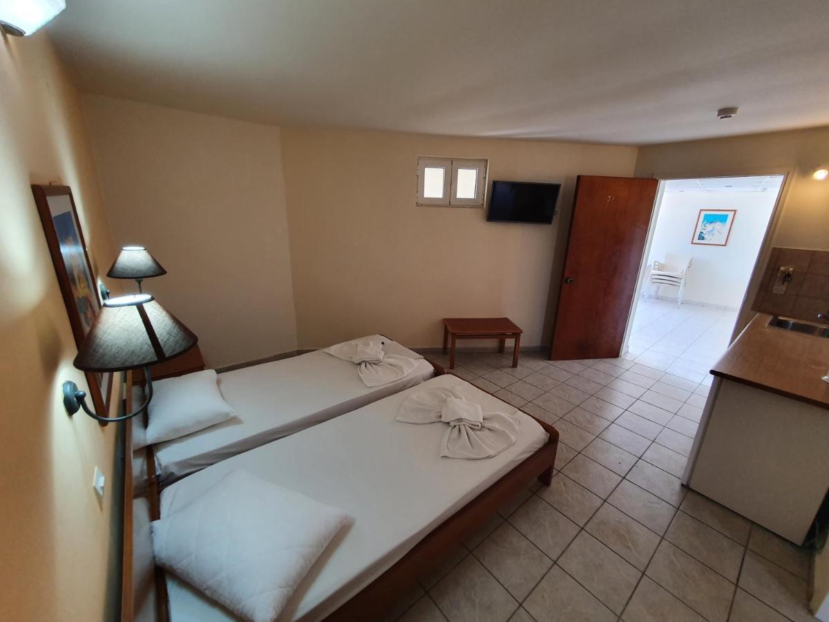 Vivian Hotel Laganas Luaran gambar