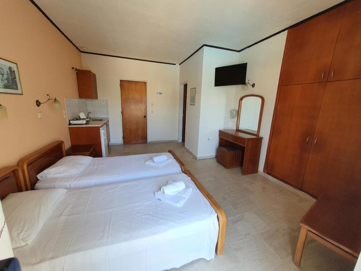 Vivian Hotel Laganas Luaran gambar