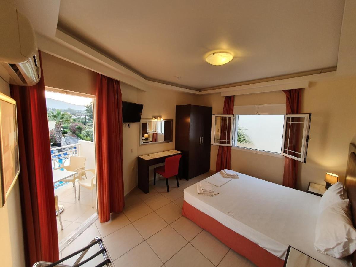 Vivian Hotel Laganas Luaran gambar