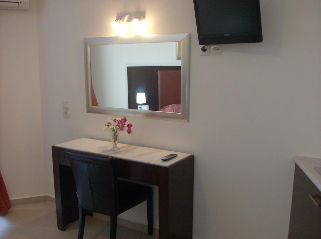 Vivian Hotel Laganas Bilik gambar